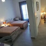 Meltemi Kythnos فندق Loutrá