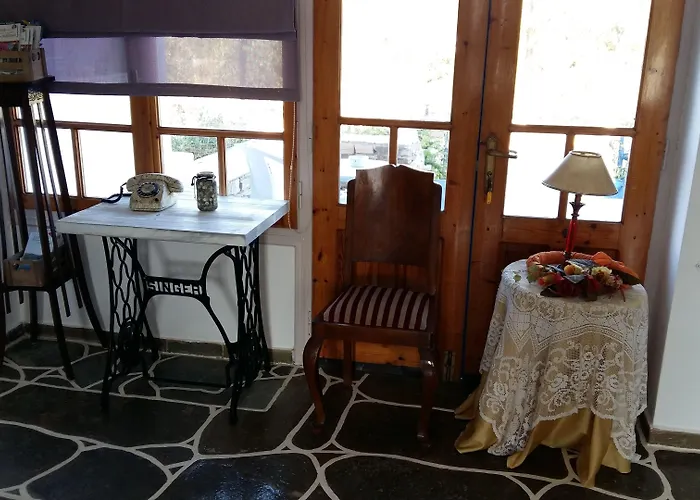 Meltemi Kythnos 호텔