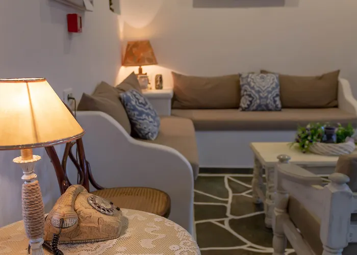 Meltemi Kythnos 호텔 Loutrá