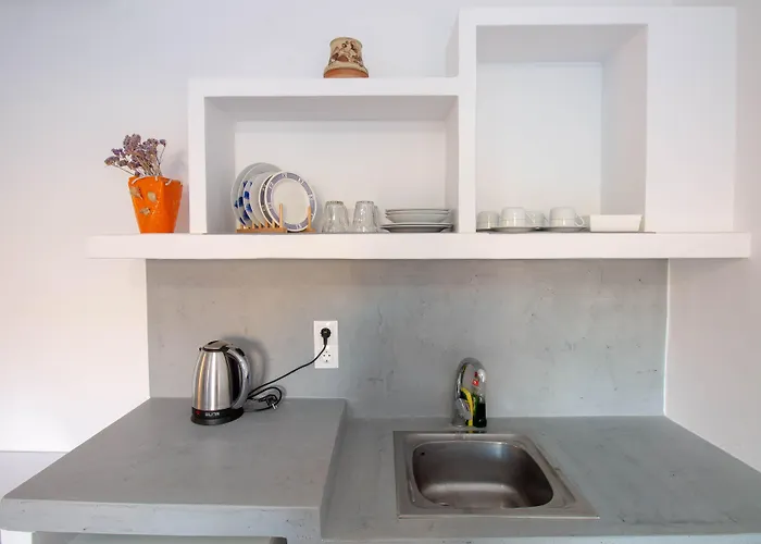 Meltemi Kythnos 호텔 Loutrá