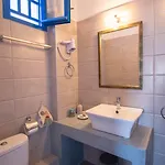 Meltemi Kythnos Loutrá