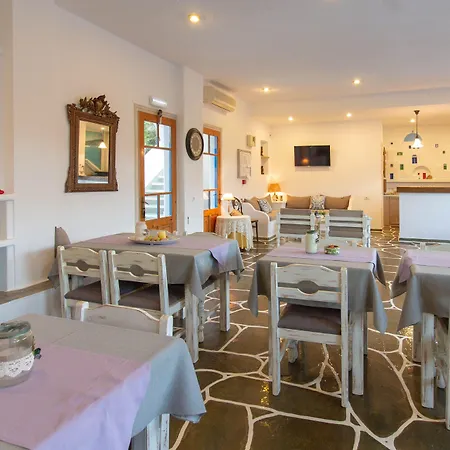 Meltemi Kythnos Hotel