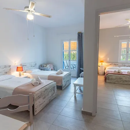 Meltemi Kythnos Hotel Loutrá