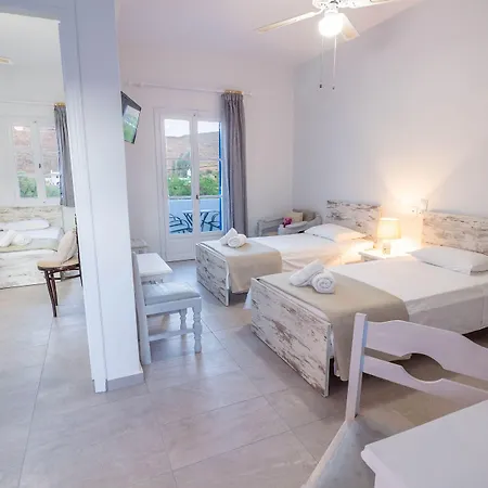 Meltemi Kythnos Лутра