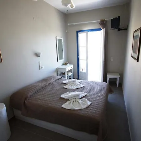 Meltemi Kythnos Hotel 2*