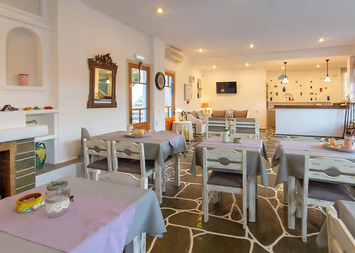 Meltemi Kythnos Hotel