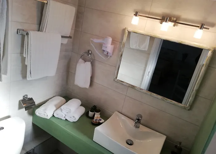 Meltemi Kythnos 2* Loutrá